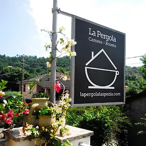 La Pergola Private Parking Vezzano Ligure